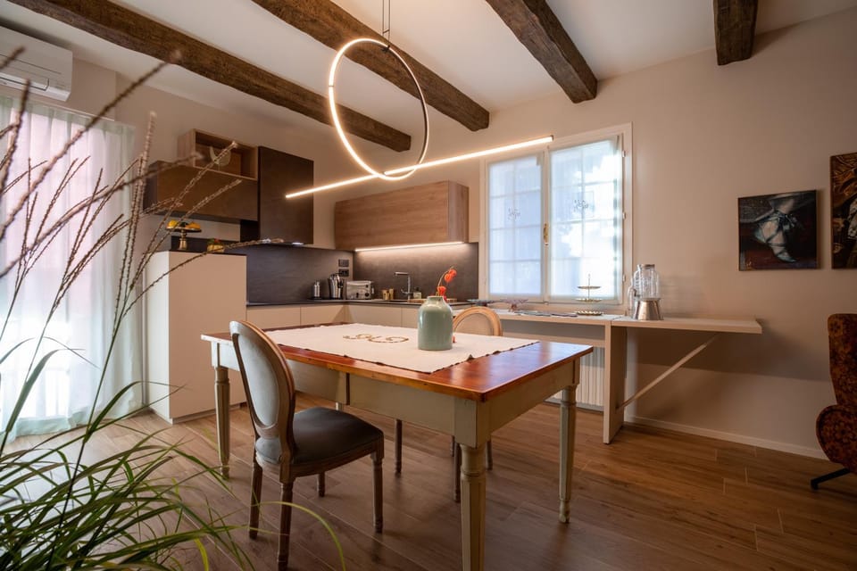 Living room, Communal kitchen