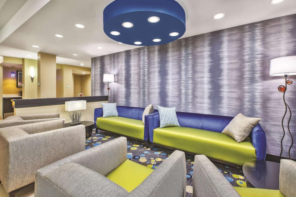 Lobby or reception, On site