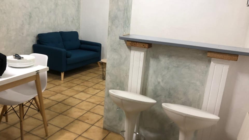 Hoche Apartment in Narbonne