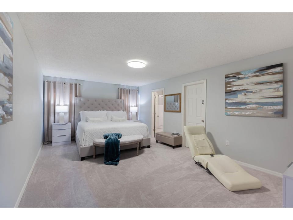 Themed 6BD Home with Pool - Near Orlando Attractions Apartment in Kissimmee