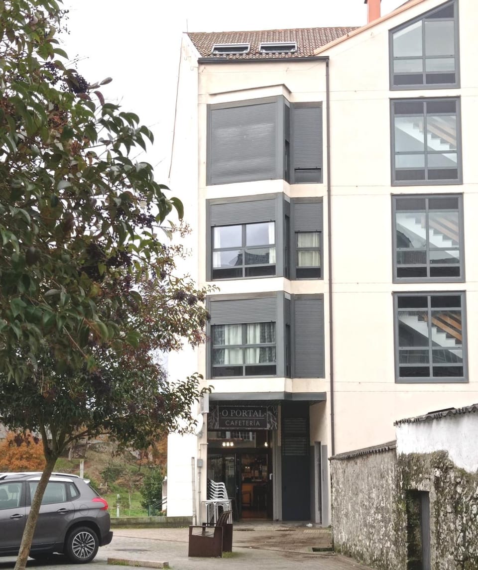 Property building, Facade/entrance