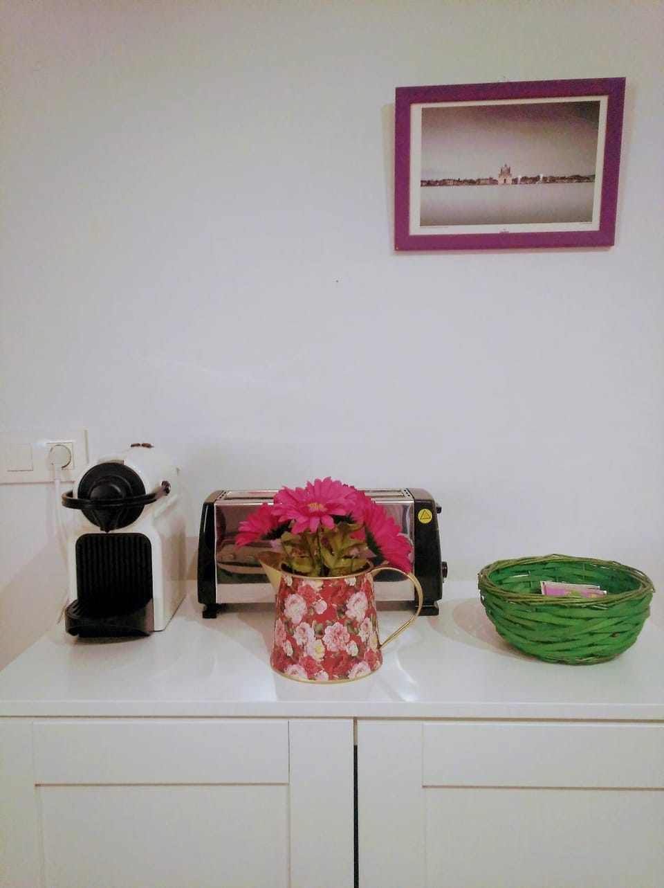 Coffee/tea facilities, Kitchen or kitchenette