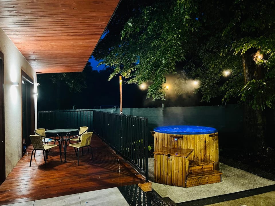 Night, Natural landscape, Seating area