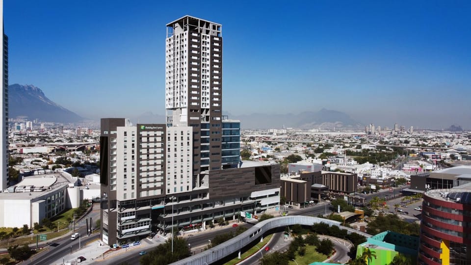 City view, Street view