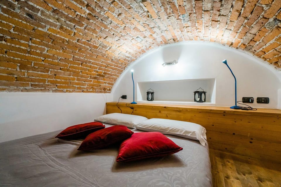FEEL - Sweet Old Town Apartment in Bergamo