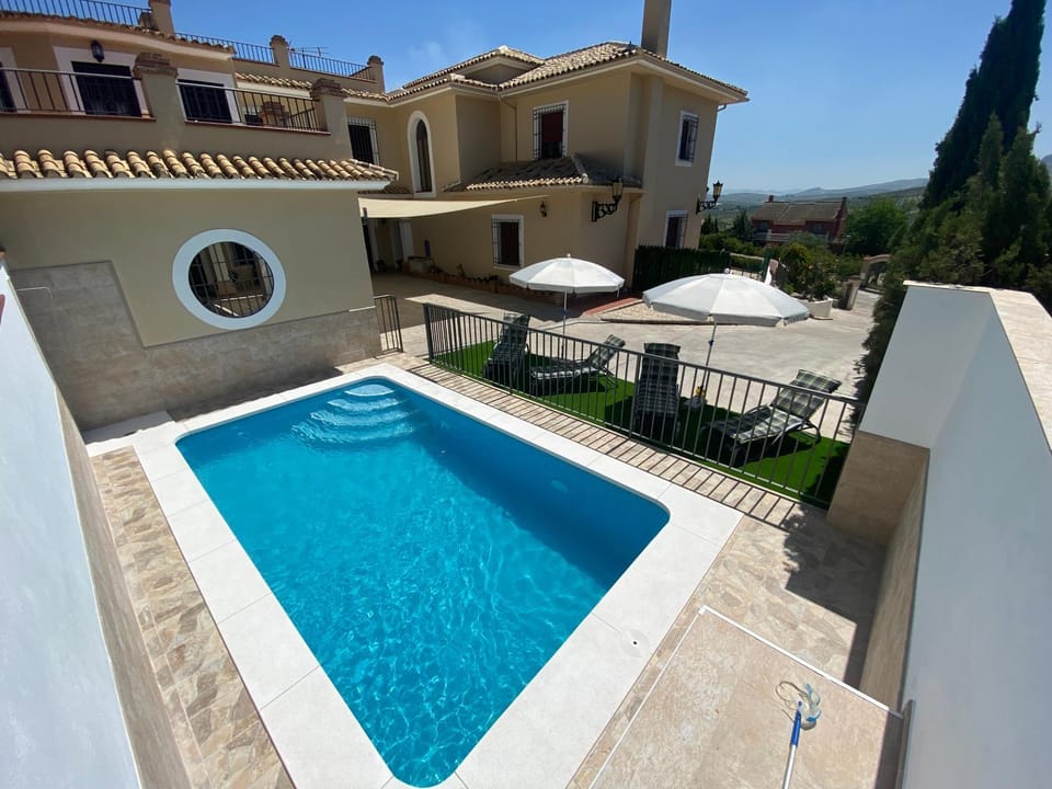 VILLA ZAMORA House in Andalusia