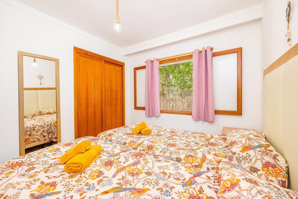 Property building, Living room, Bedroom