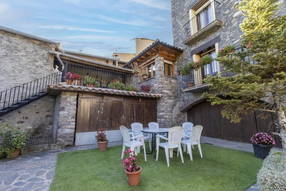 Off site, Balcony/Terrace