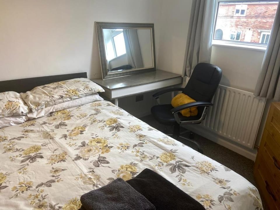 Mauds House- 3 Bed & 2 bath with Double drive House in Cleethorpes