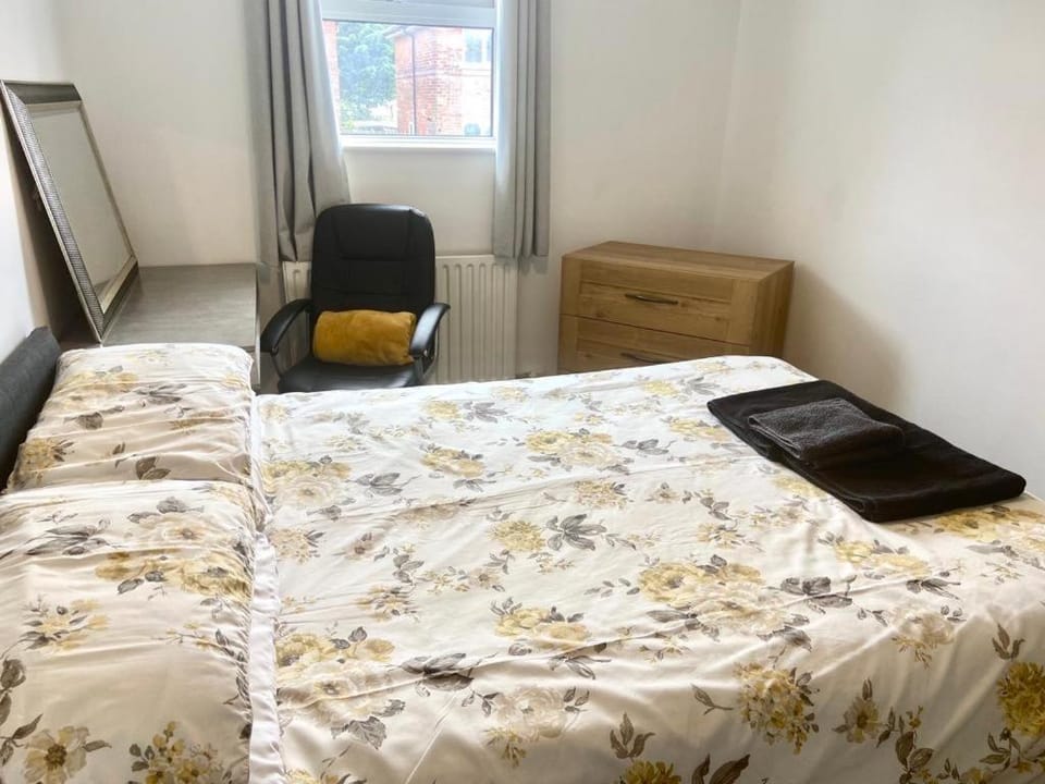 Mauds House- 3 Bed & 2 bath with Double drive House in Cleethorpes