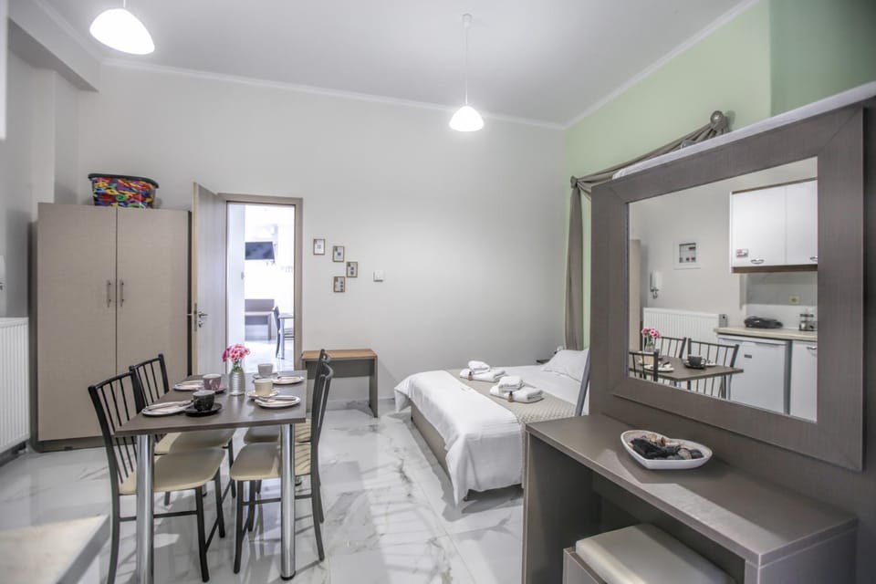 Bed, Living room, Seating area, Dining area, Bedroom