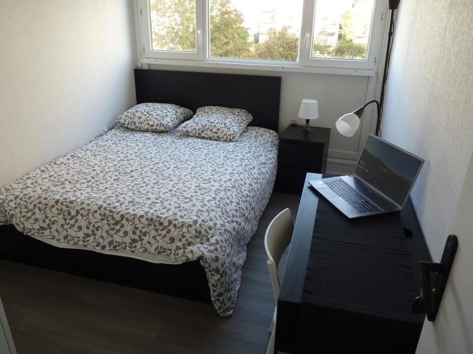 Résidence Kerhallet Apartment hotel in Brest
