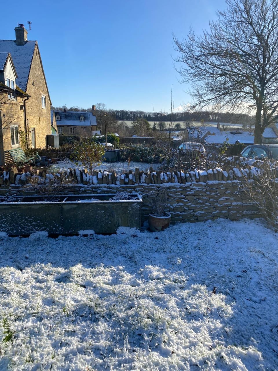 Cosy Cotswolds Self-Contained One Bedroom Cottage House in West Oxfordshire District