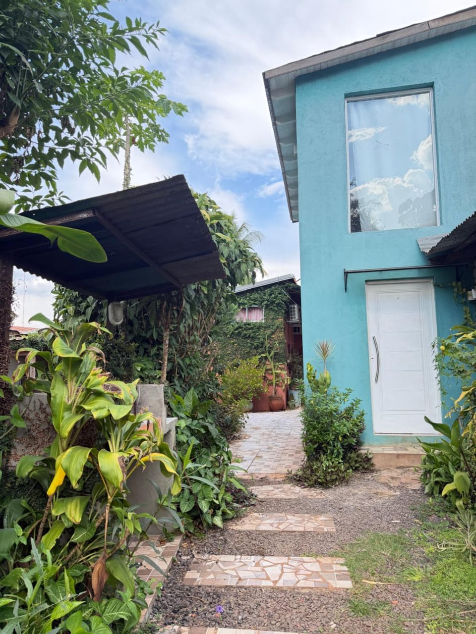 Apart Pequeño Loft con piscina compartida en Cataratas para 2 personas Apartment in Puerto Iguazú