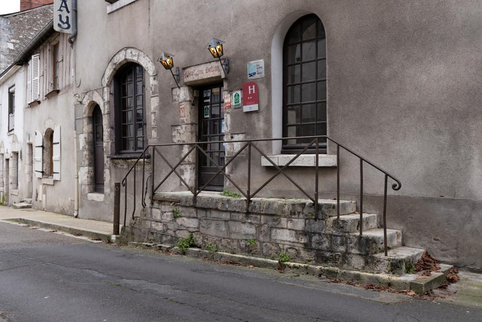 Hôtel Du Bellay Hotel in Blois