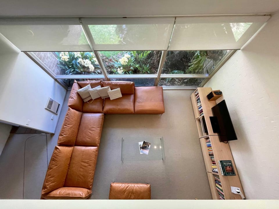 Riversdale Retreat - w. beach & golf course access House in Mollymook