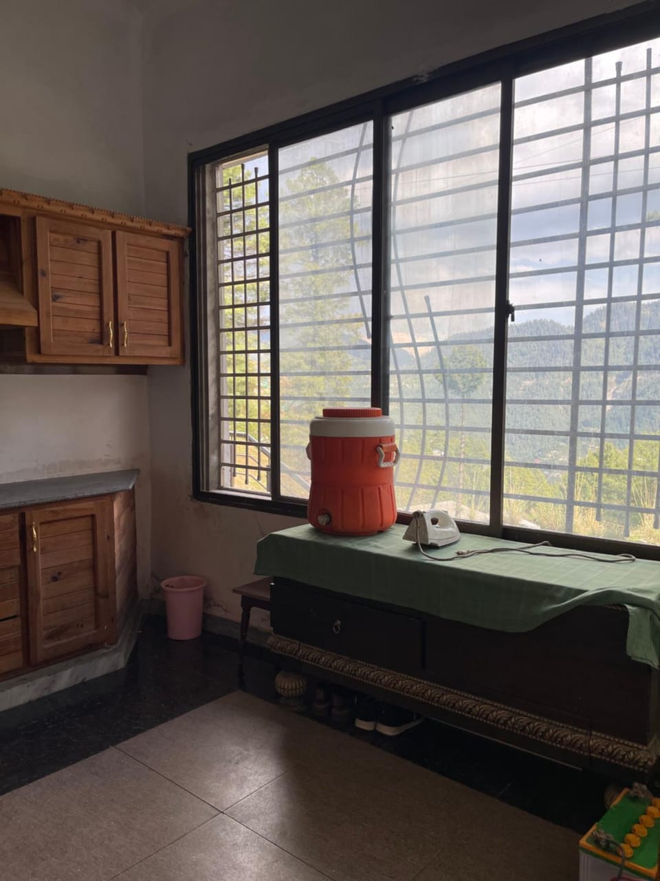 Kitchen or kitchenette, Mountain view