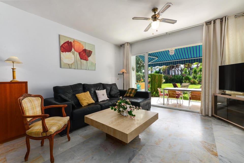 Property building, Living room
