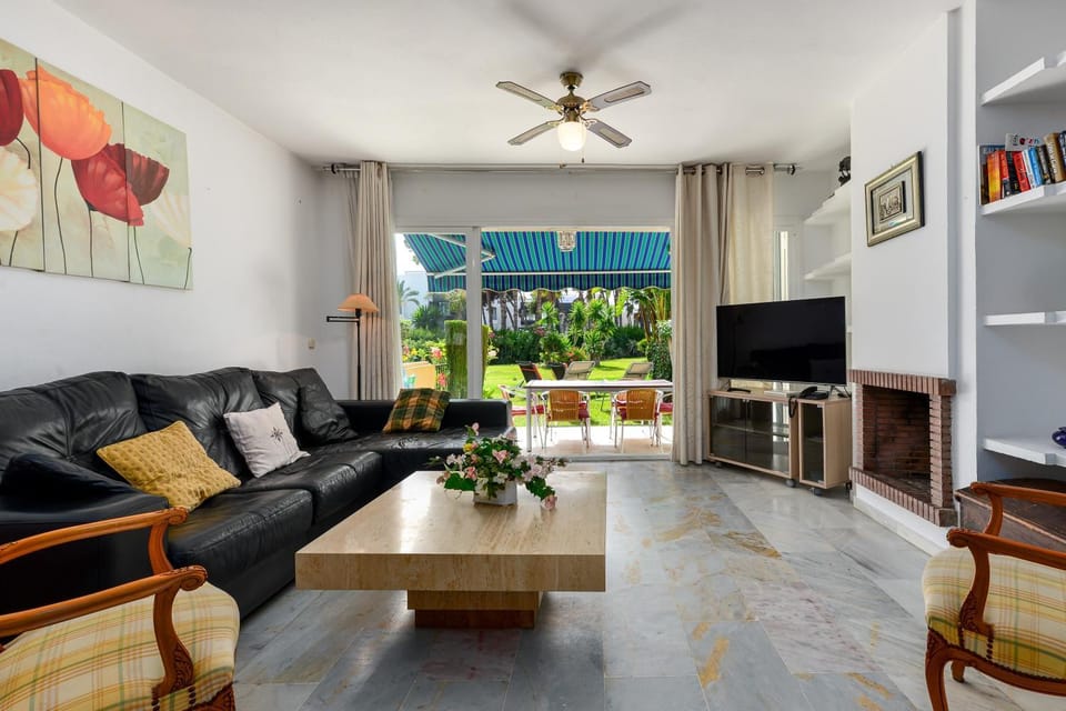 Property building, Living room