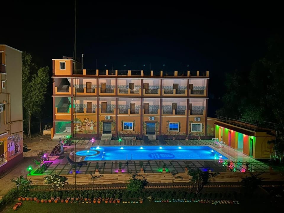 Property building, Night, Garden, Garden view, Landmark view, Pool view, Swimming pool