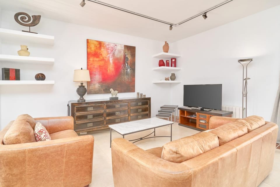 Property building, Living room