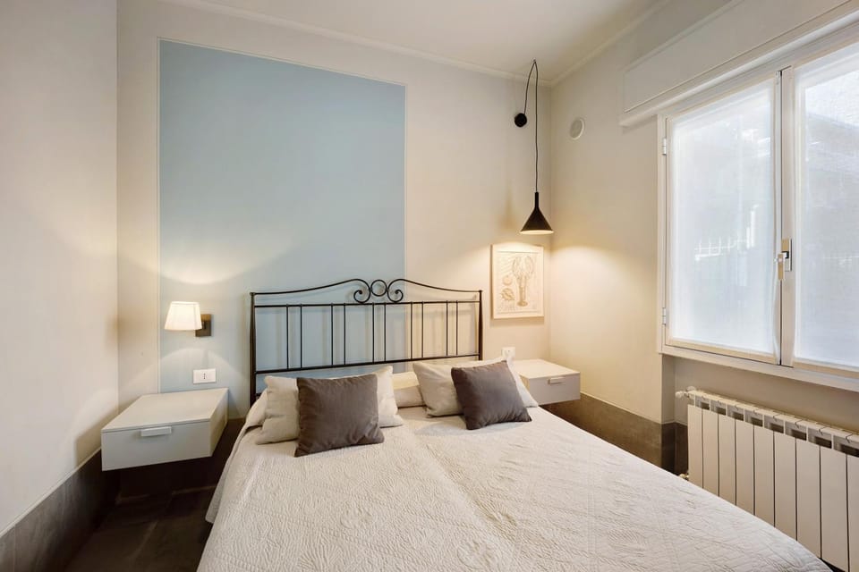 Living room, Bedroom