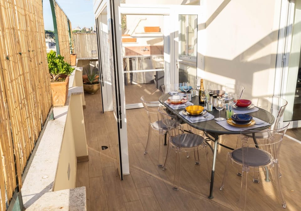 Patio, Balcony/Terrace, Buffet breakfast