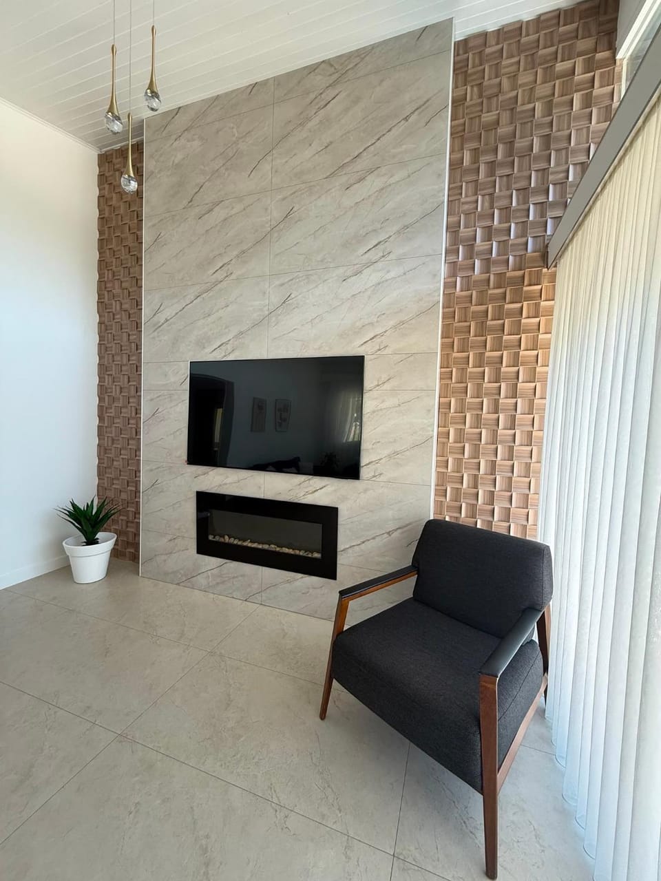 TV and multimedia, Living room