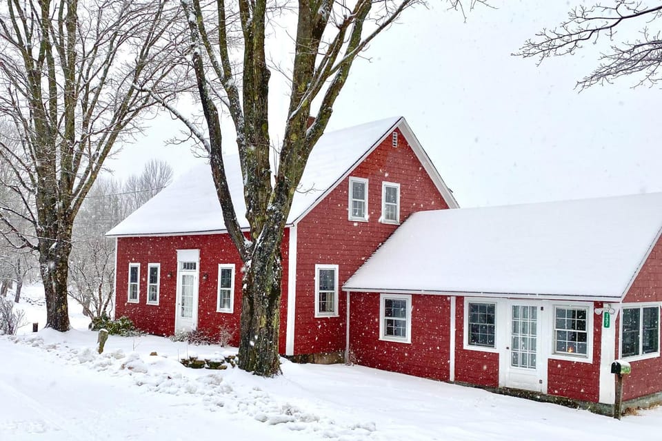 Vermont Mountain Farmhouse House in Andover