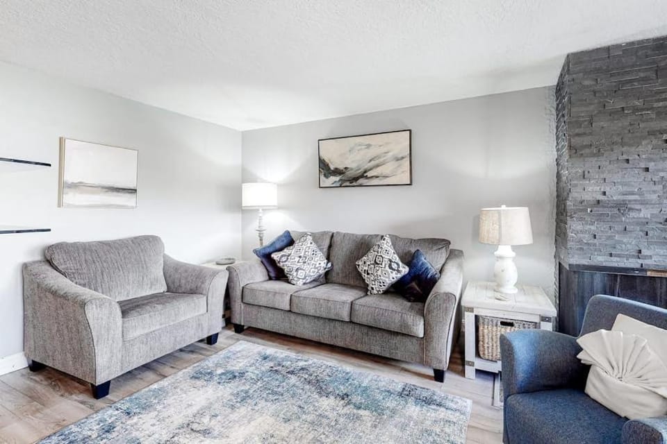 Mountain Meadows 302 Apartment in Frisco