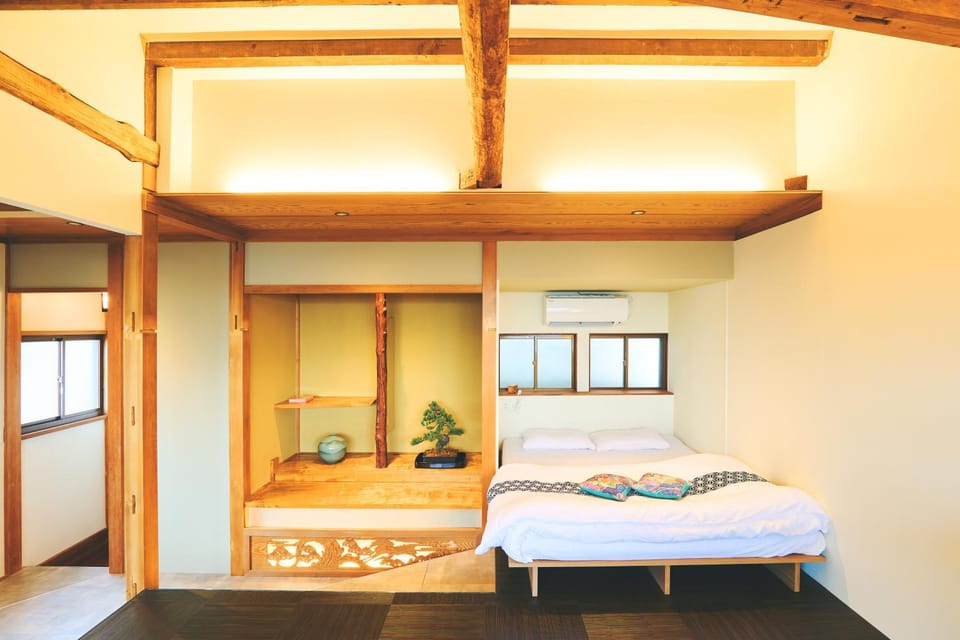 Bed, Bedroom