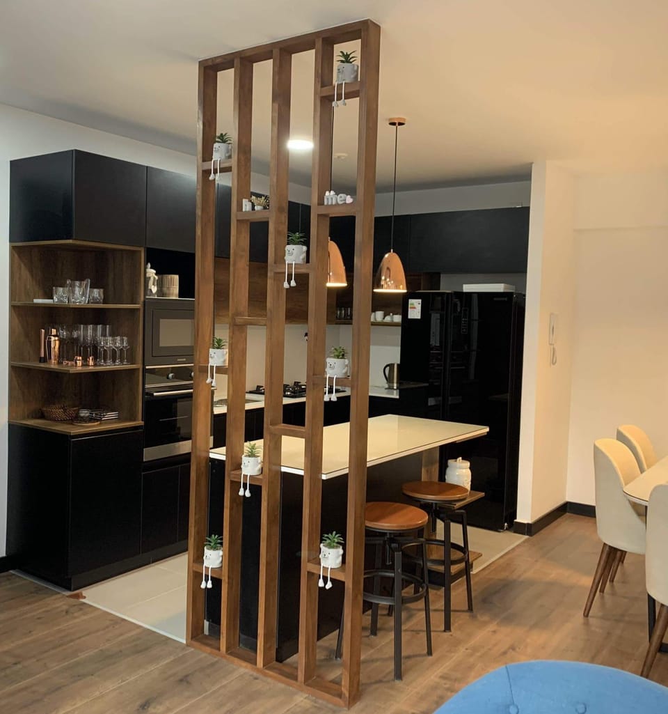 Coffee/tea facilities, Kitchen or kitchenette, Decorative detail, microwave, oven, stove, toaster, kitchen