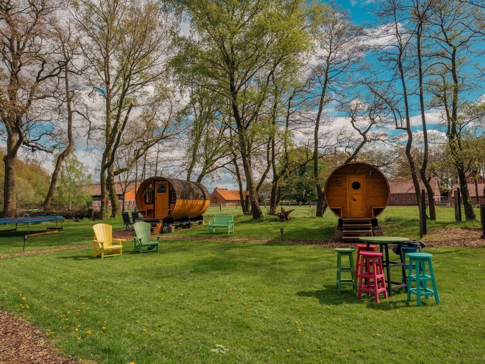 Kuhle Auszeit - Fass Sonnenblume House in Lower Saxony, Germany