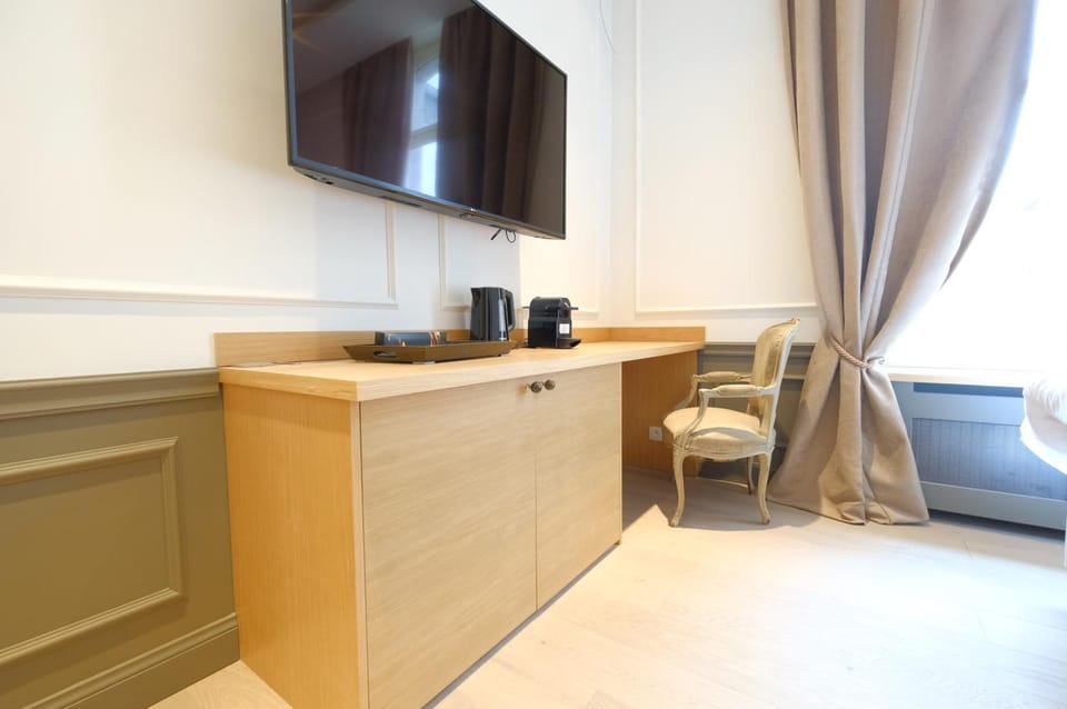 TV and multimedia, Coffee/tea facilities, Seating area