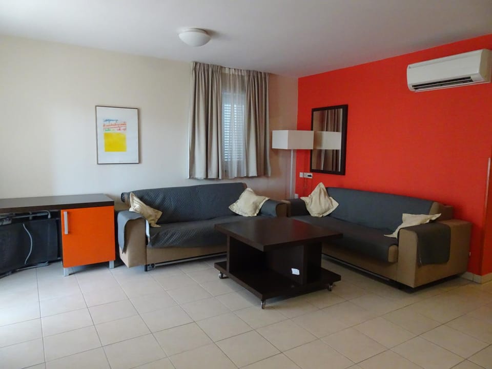 Living room, Seating area, air conditioner