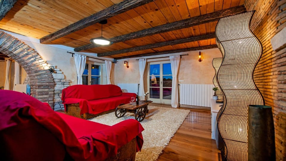 Living room, Seating area, air conditioner