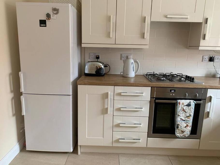 Cheerful 3 bedroom home close to beach and High St House in Sheringham