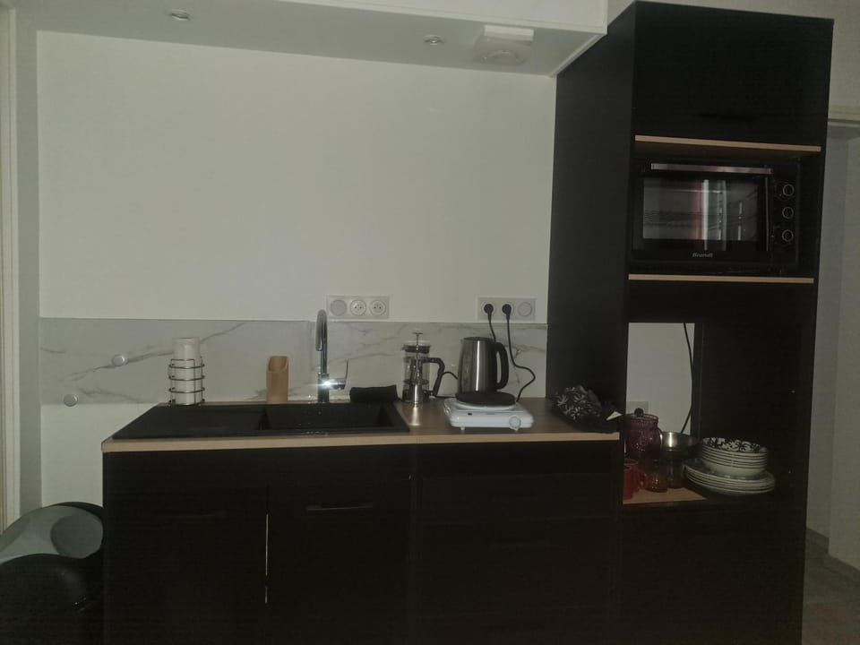 Coffee/tea facilities, Kitchen or kitchenette
