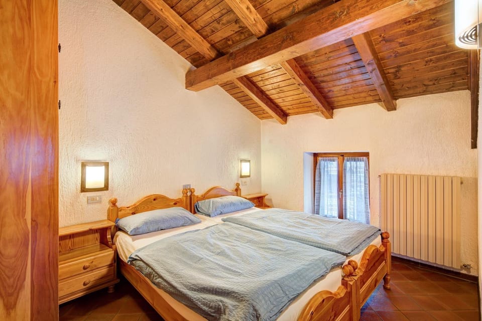 Property building, Living room, Bedroom