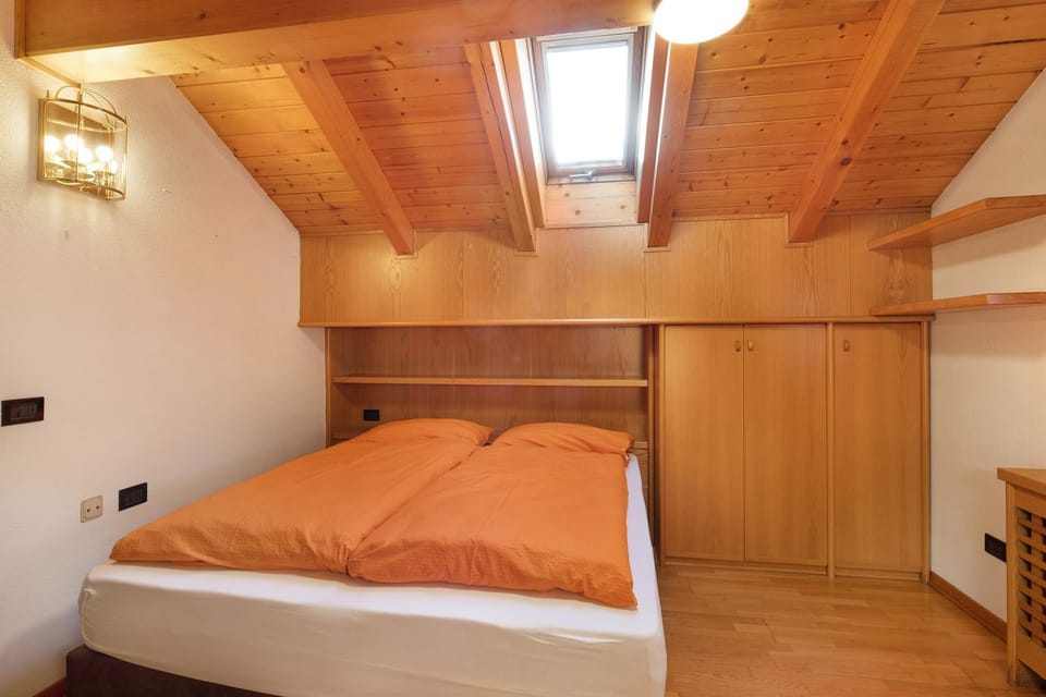 Property building, Living room, Bedroom