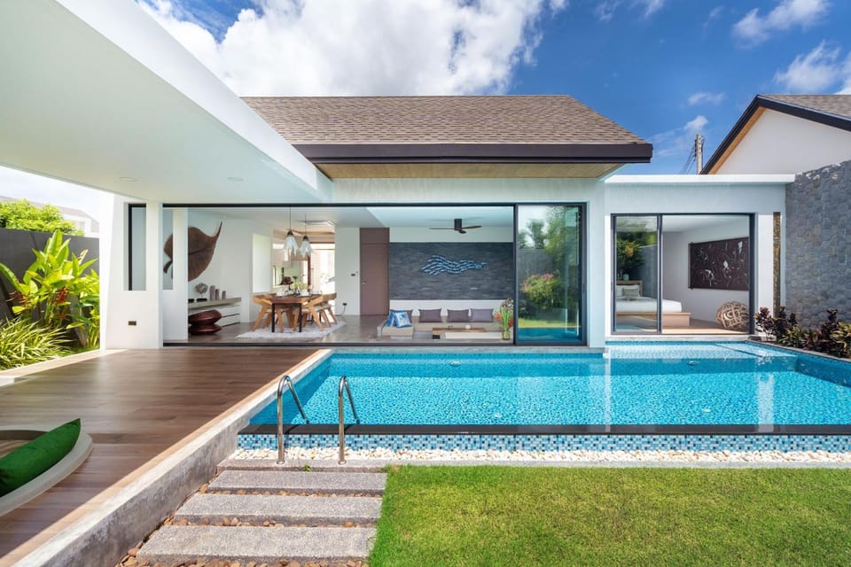 Garden, Pool view