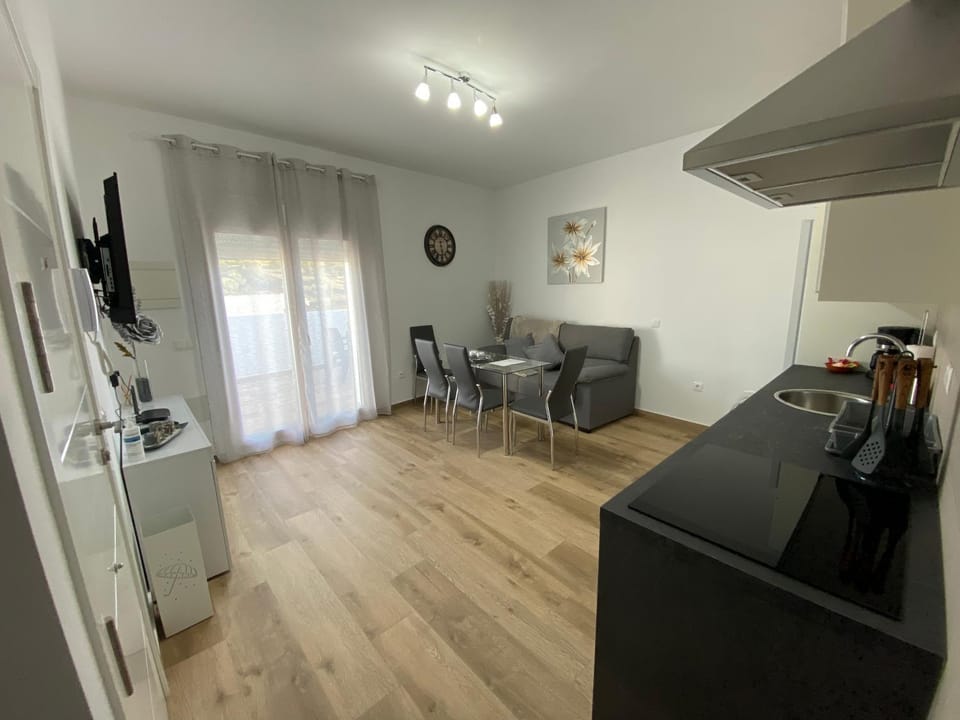 Kitchen or kitchenette, Living room, Dining area