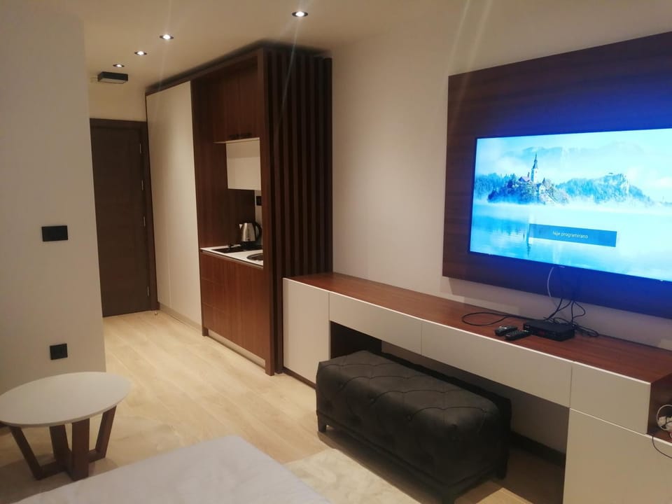 Apart Hotel & spa Zoned II, Kopaonik, apartman Lukač - special benifit Children up to 17 of age accompanied by two adutls staj for free! FREE PARKING! Apartment in Serbia