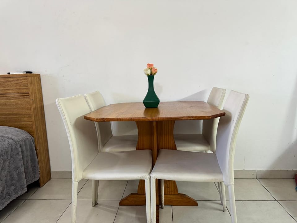 Cares Azcuénaga, Morón, Buenos Aires Apartment in Morón
