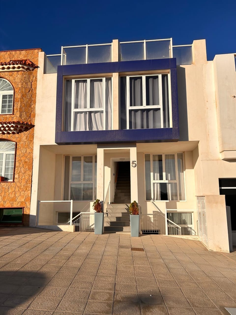 Property building, Day