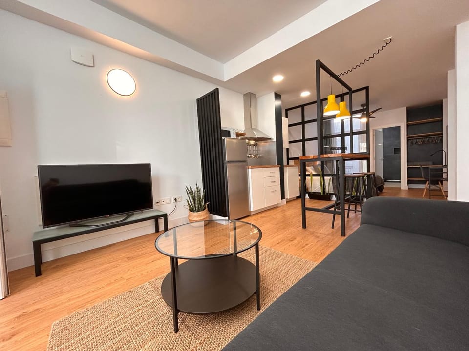 TV and multimedia, Kitchen or kitchenette, Living room