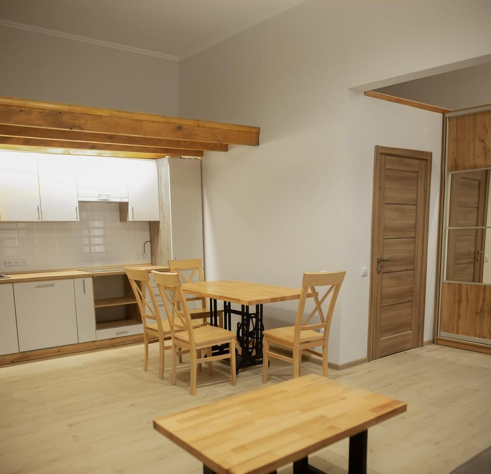 Living room, Dining area, Communal kitchen