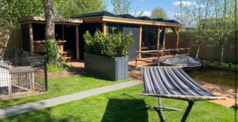 Property building, Garden view