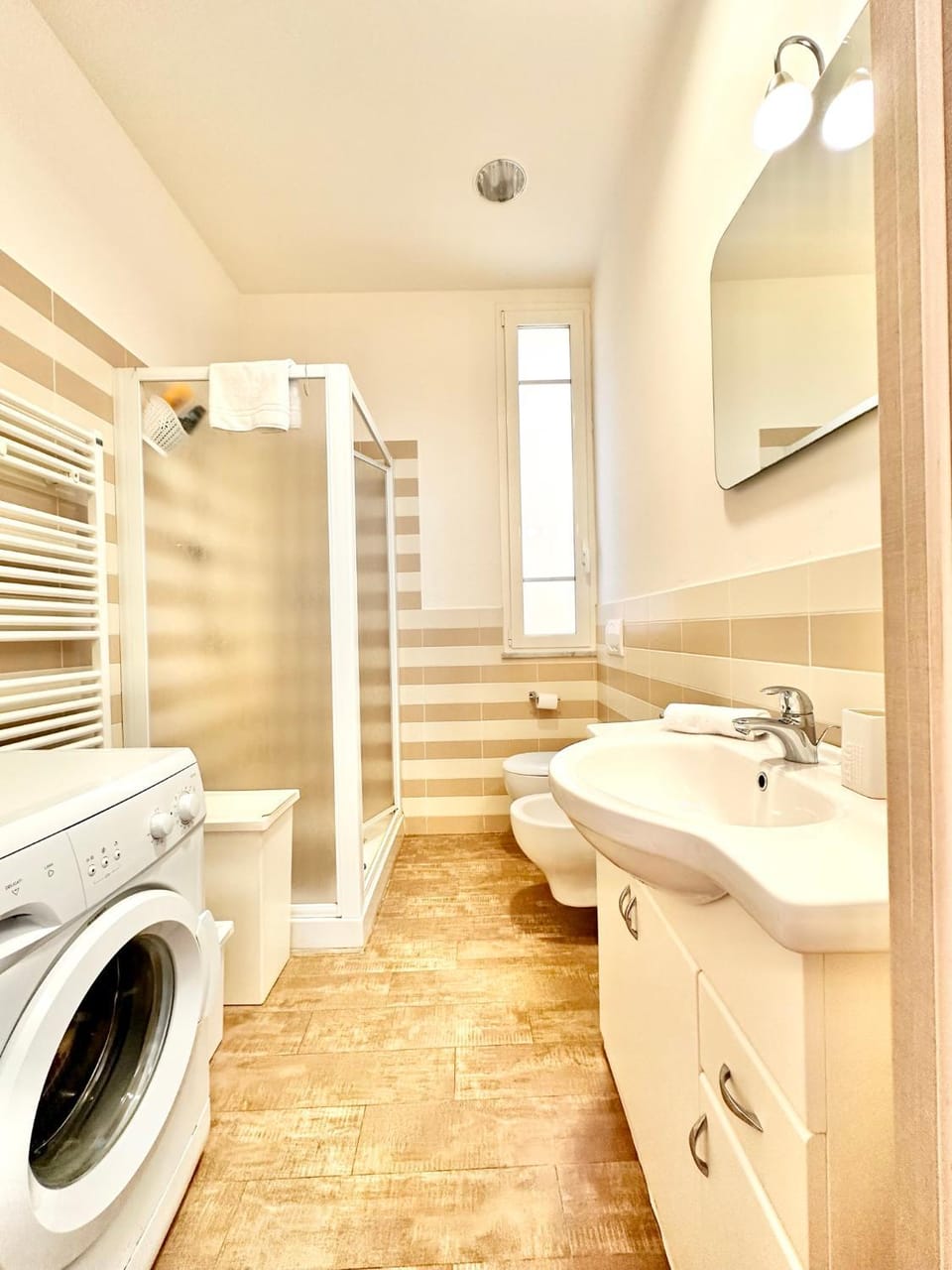 Dimora Concept - A due passi dal mare - Free Parking Apartment in Finale Ligure