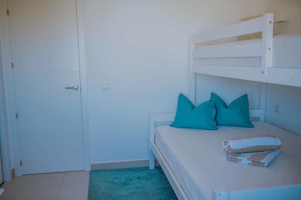 Bed, Bedroom, towels, wardrobe